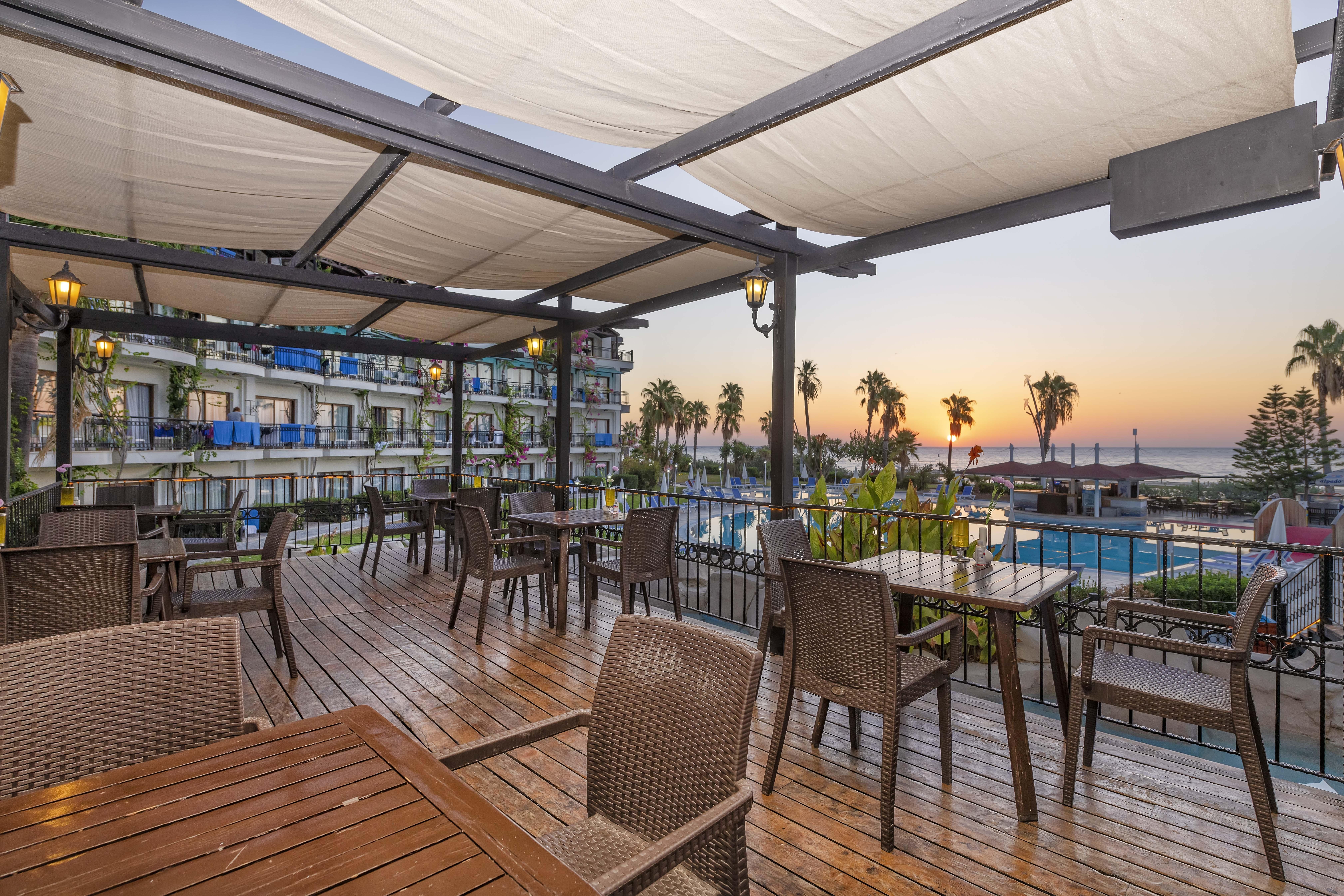 Labada Beach Hotel Camyuva ภายนอก รูปภาพ