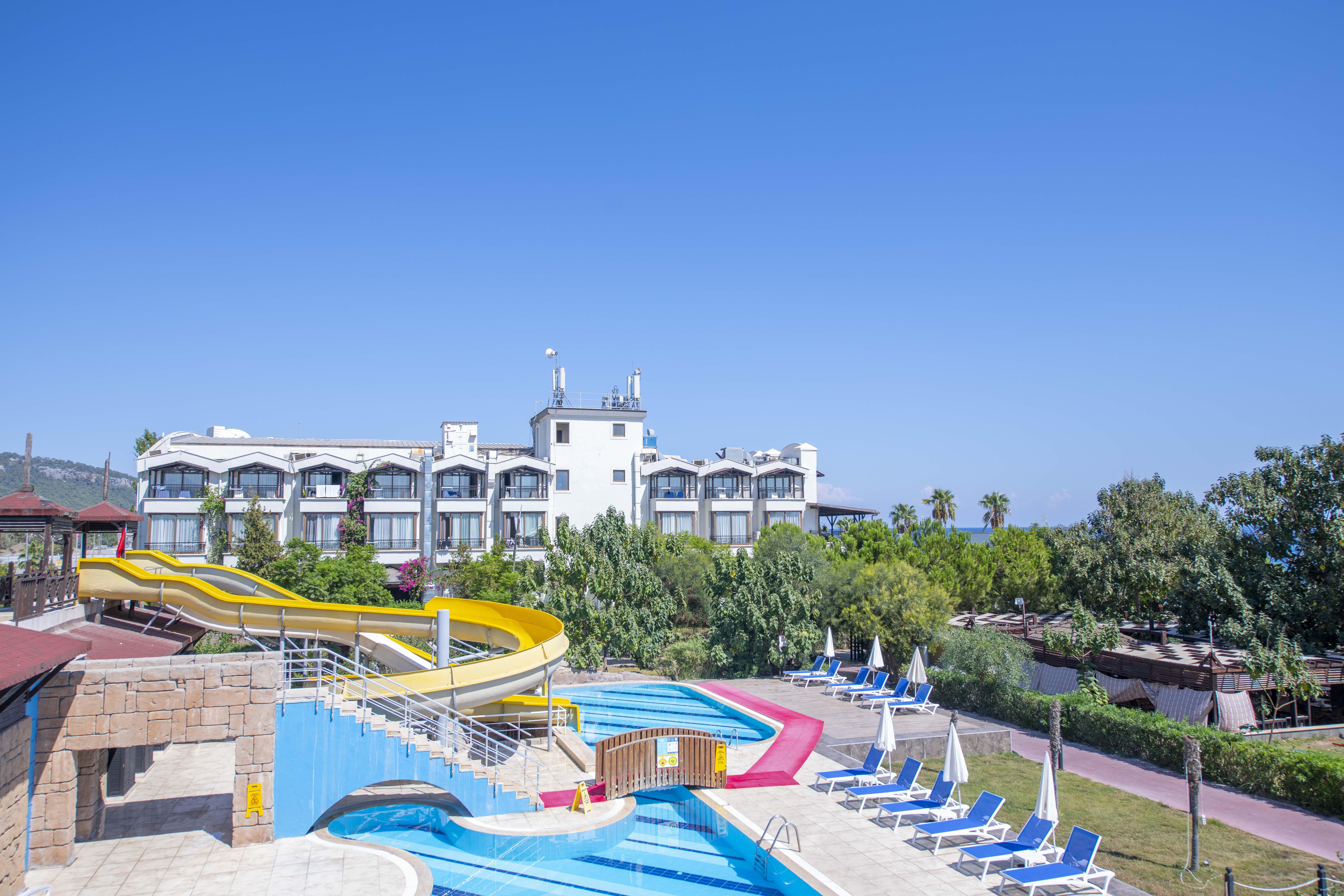 Labada Beach Hotel Camyuva ภายนอก รูปภาพ
